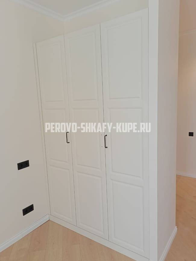 Распашные шкафы Перово